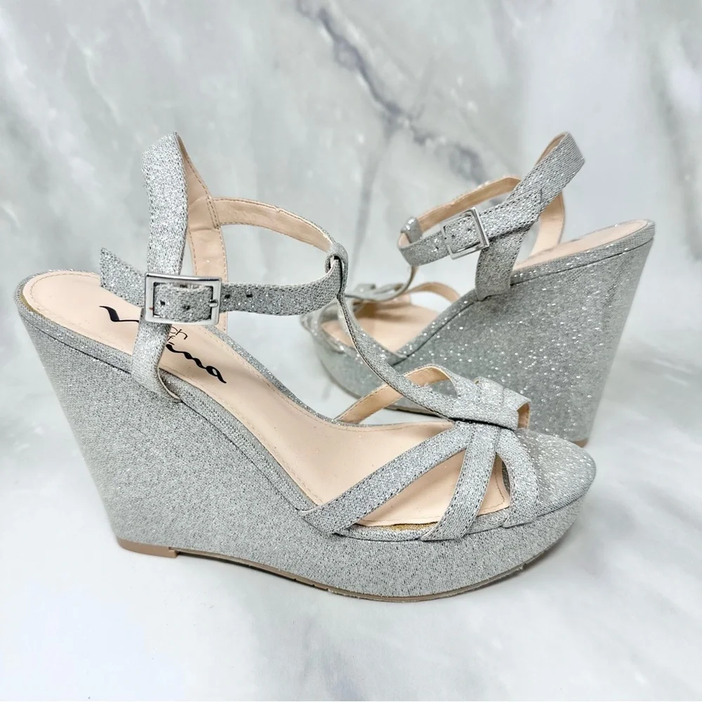 Nina Valery Silver Glitter Metallic Wedge Heel Strappy Sandal Shoes 7.5